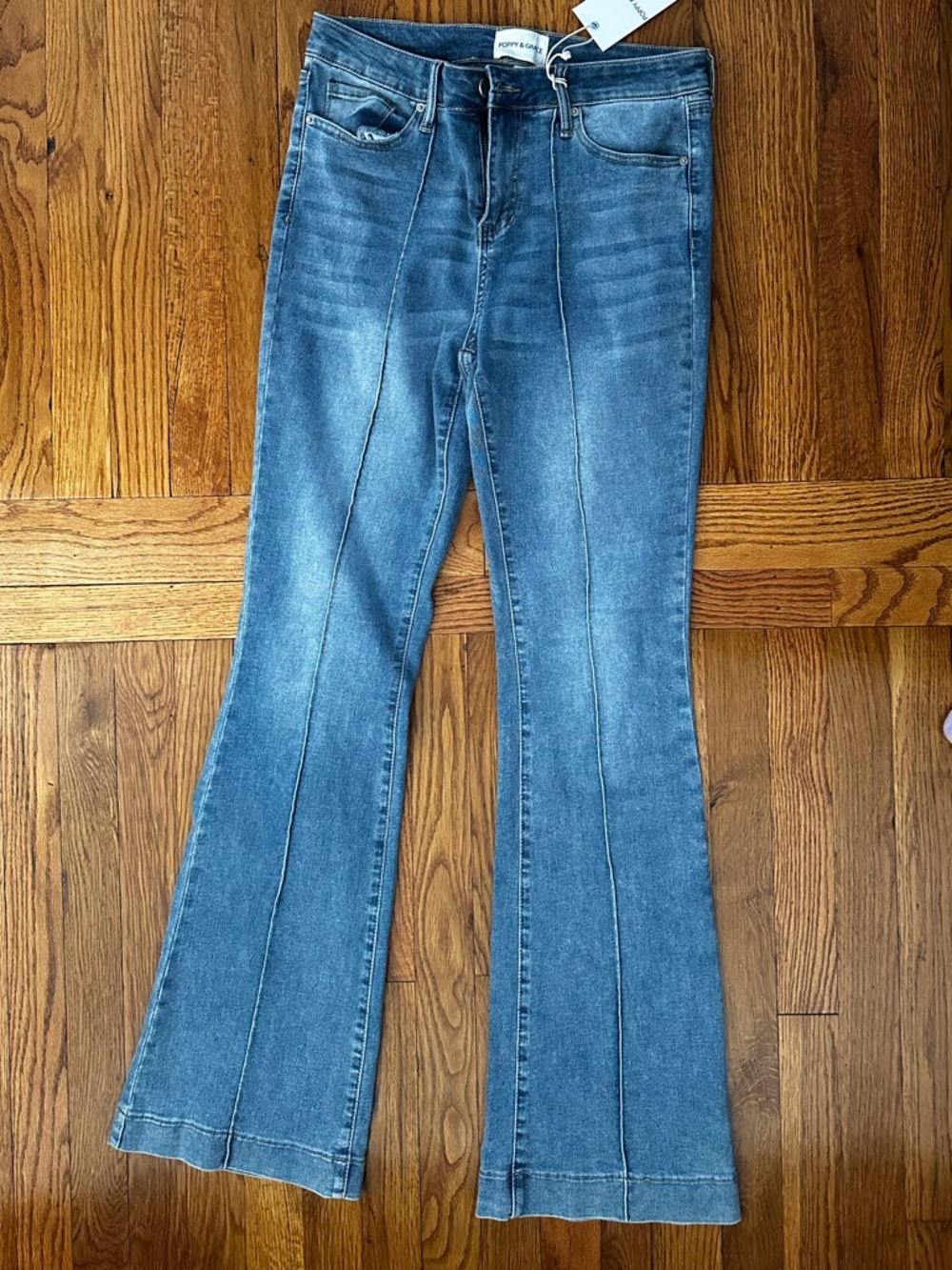 High-Rise Bootcut Jeans in Light/Medium Wash